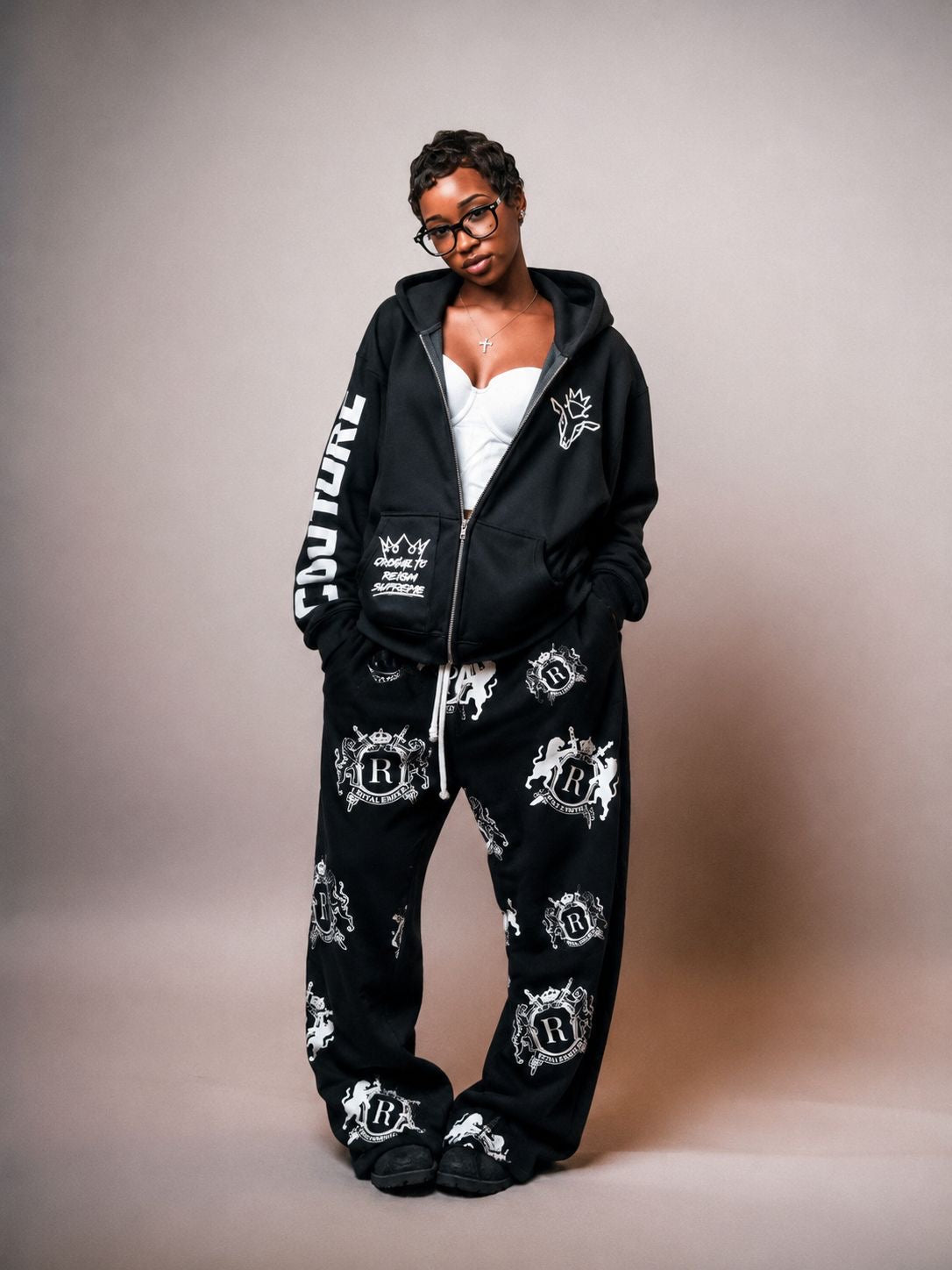 Royal Kingdom Sweatpants “Black”